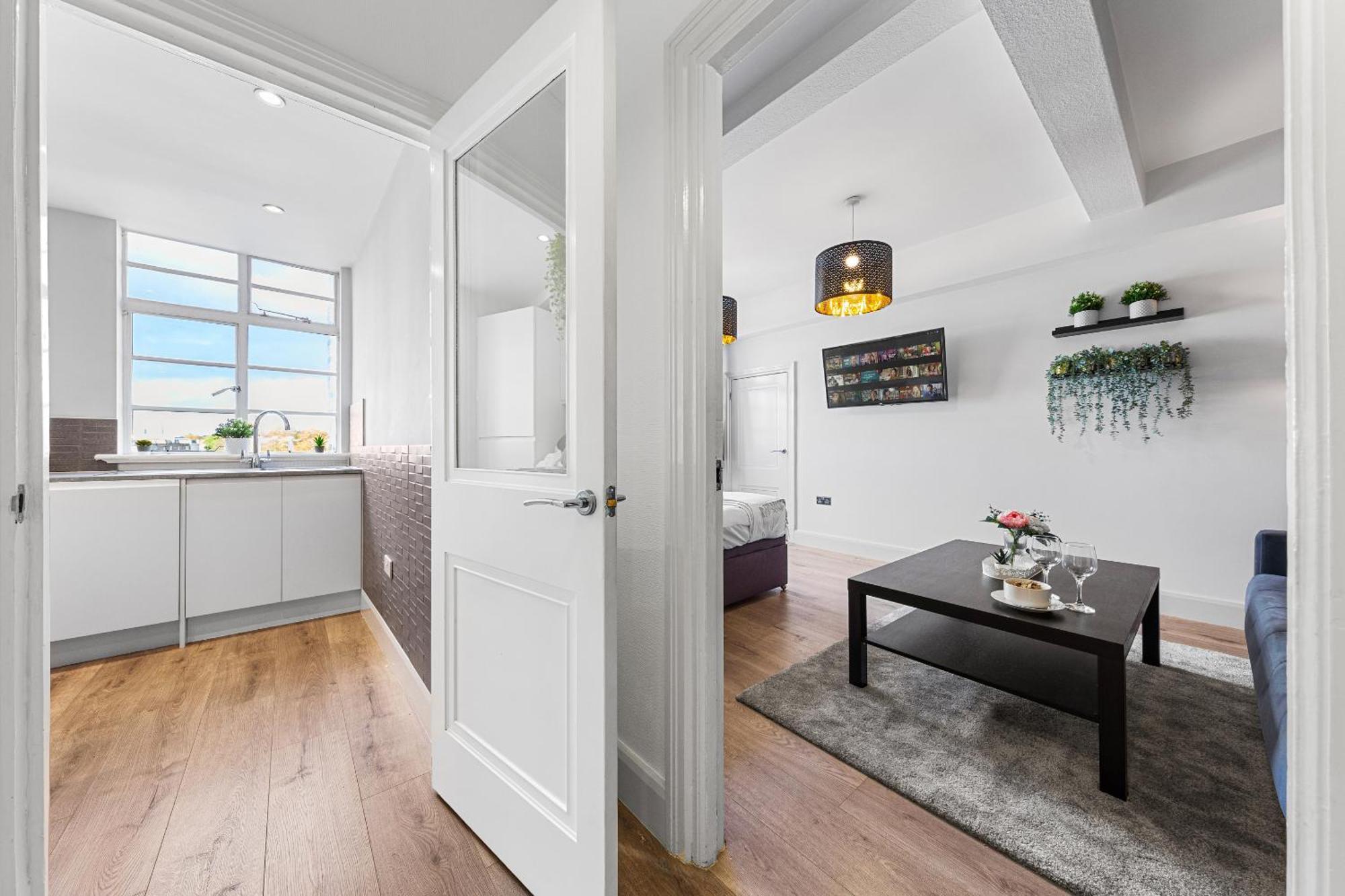Central London Luxury, Relaxing Apartment! 2 Mins From Paddington Station! מראה חיצוני תמונה