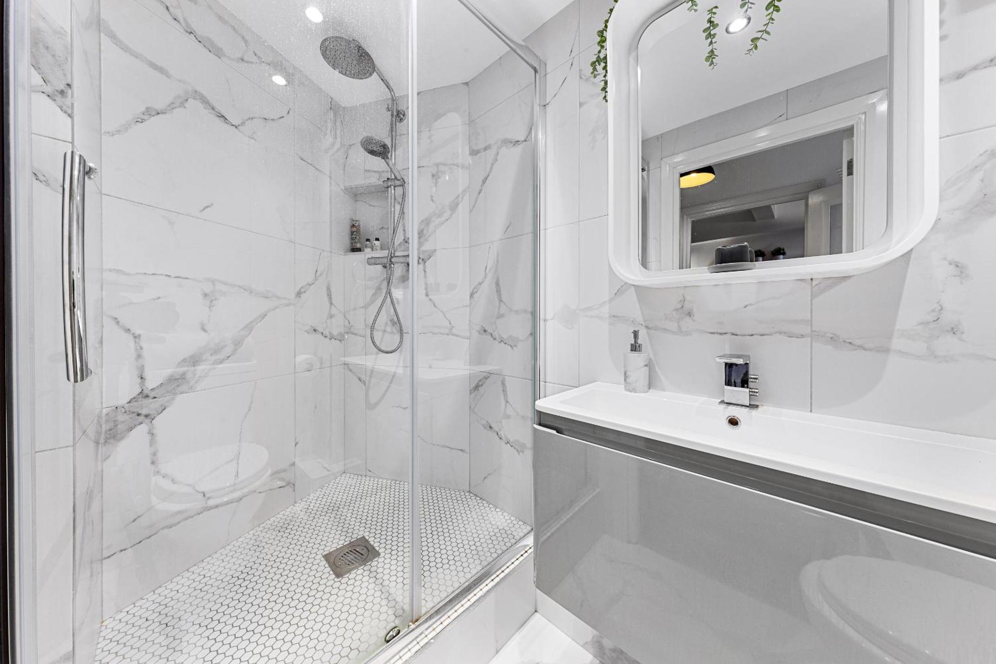Central London Luxury, Relaxing Apartment! 2 Mins From Paddington Station! מראה חיצוני תמונה